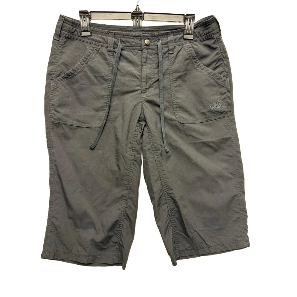The North Face Black Knee-Length Capri Women's Shorts Size 10 - Picture 1 of 9